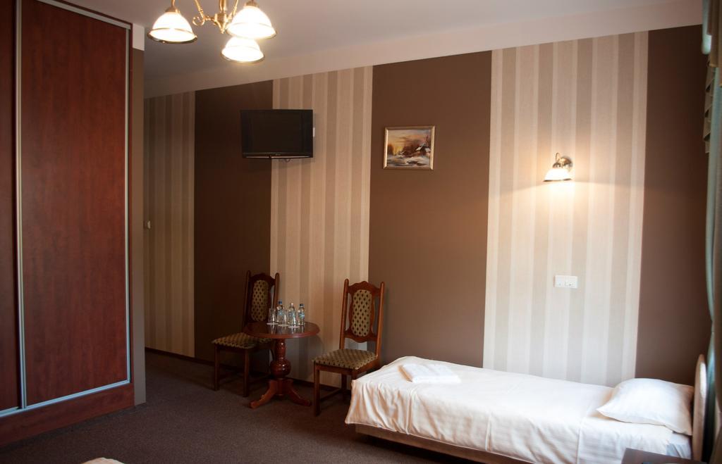 Hotel Nad Rzeczka Thorn Zimmer foto